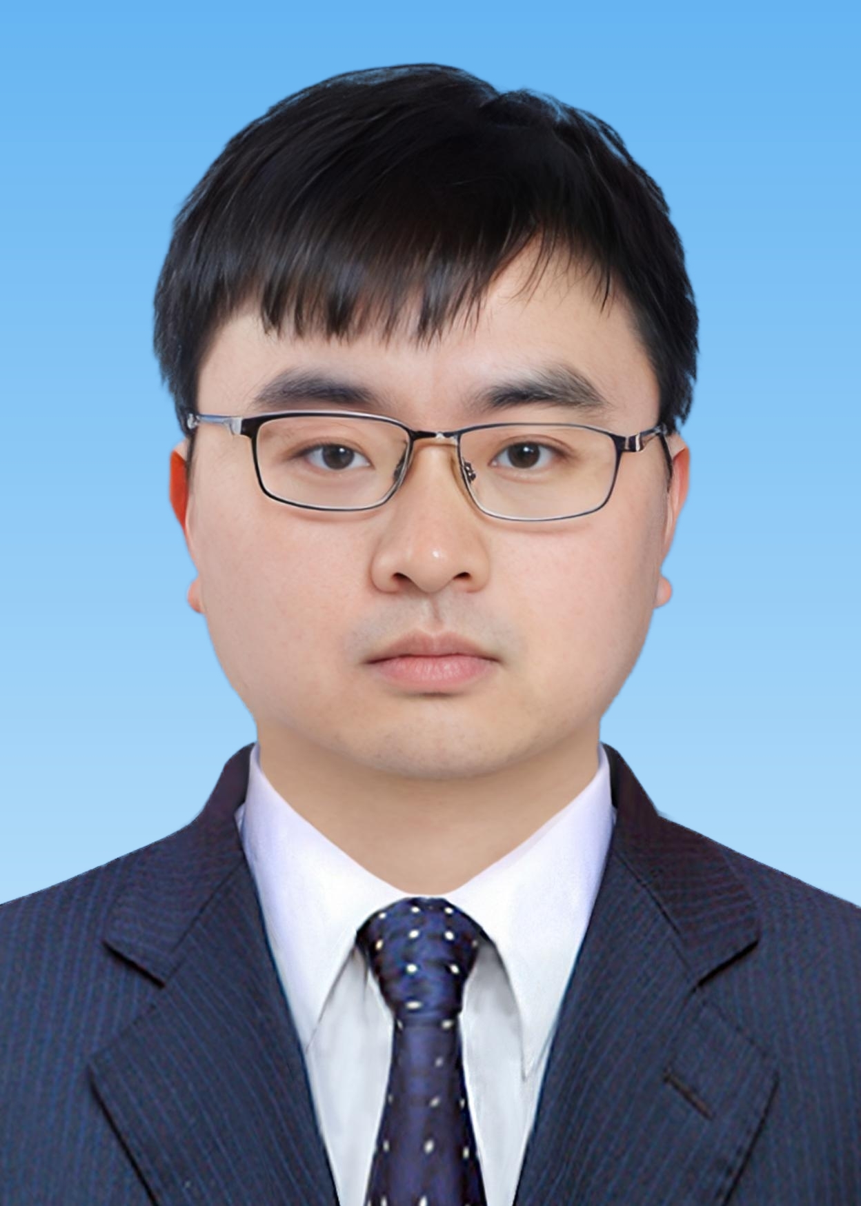 党组成员、财政国库支付中心副主任（挂职）：郭昕劼